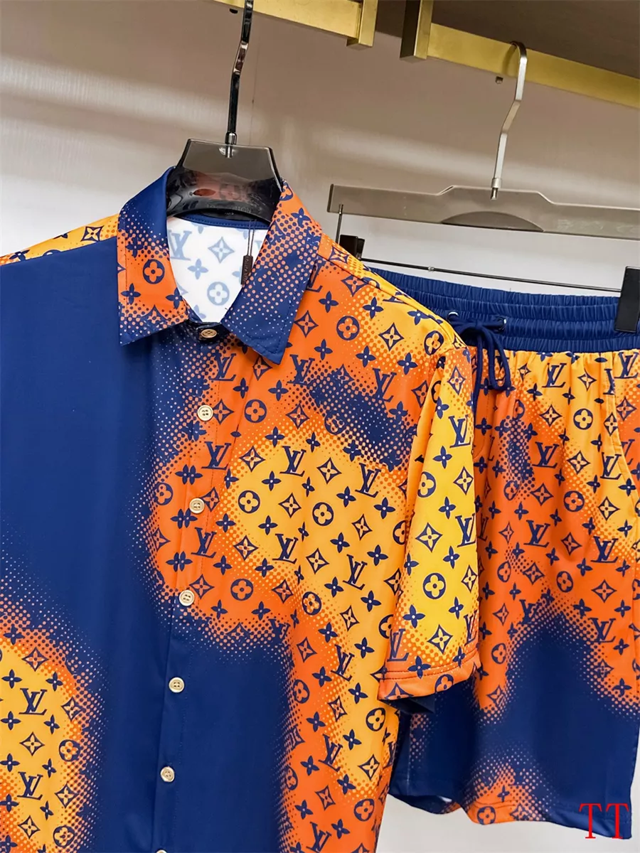 Bold 1711 Louis Vuitton LV Tracksuits Short Sleeved For Men