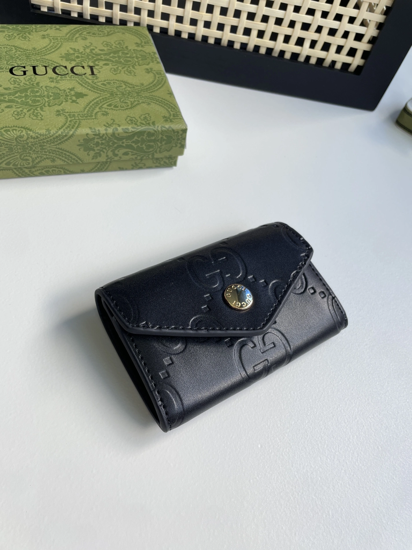 Bold 177 Gucci Card Case