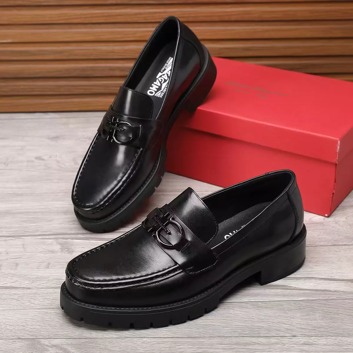 Bold 1813 Salvatore Ferragamo Leather Shoes For Men