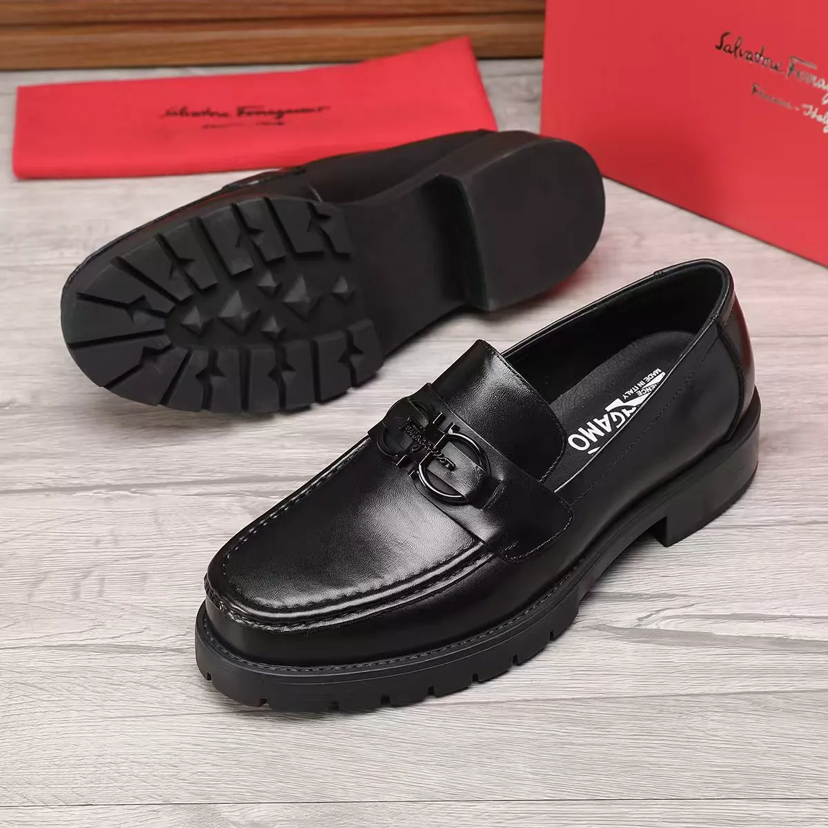 Bold 1813 Salvatore Ferragamo Leather Shoes For Men