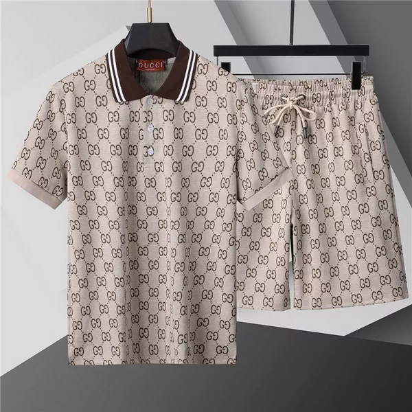 Bold 2062 Gucci Tracksuits Short Sleeved For Men