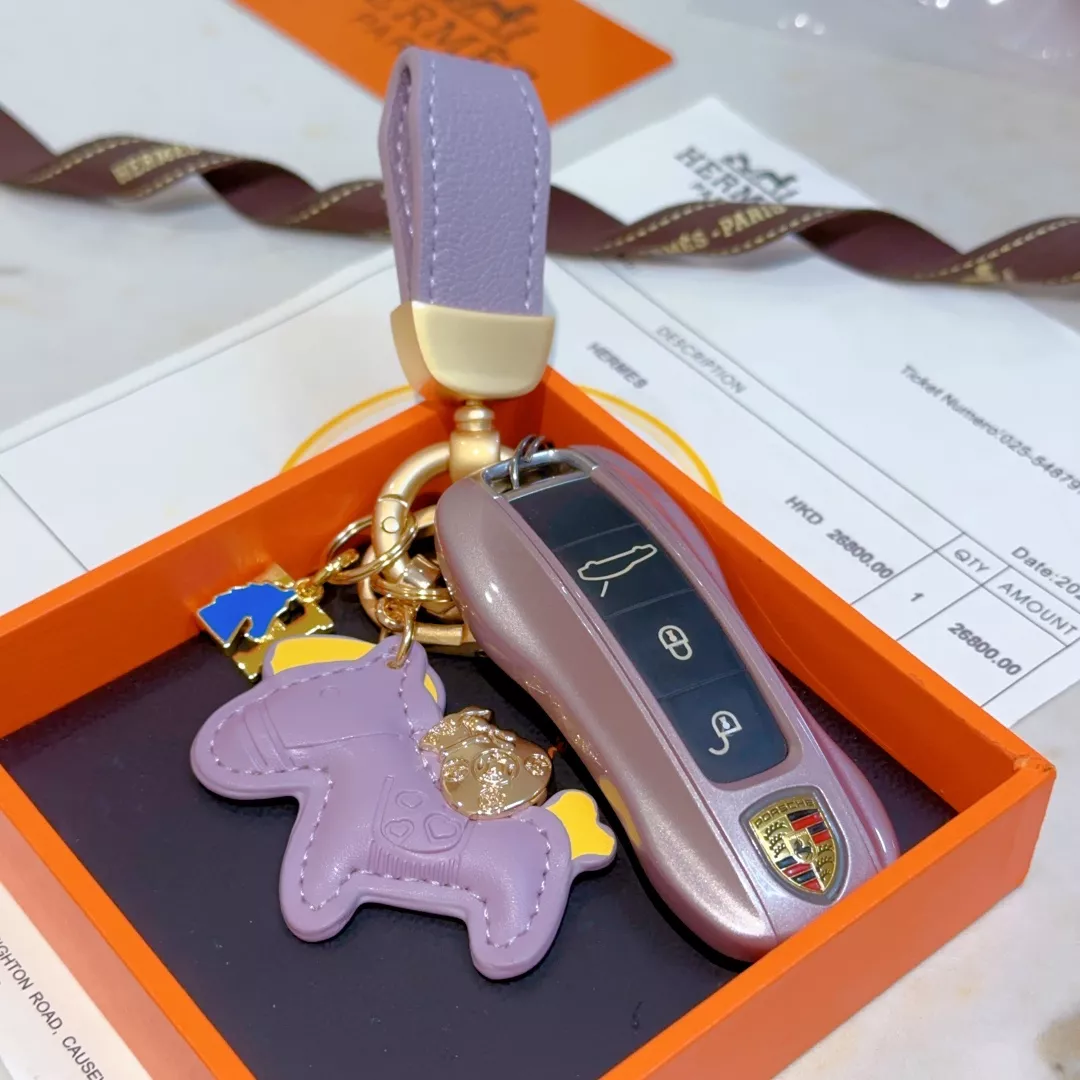 Bold 2105 Hermes Key Holder And Bag Buckle