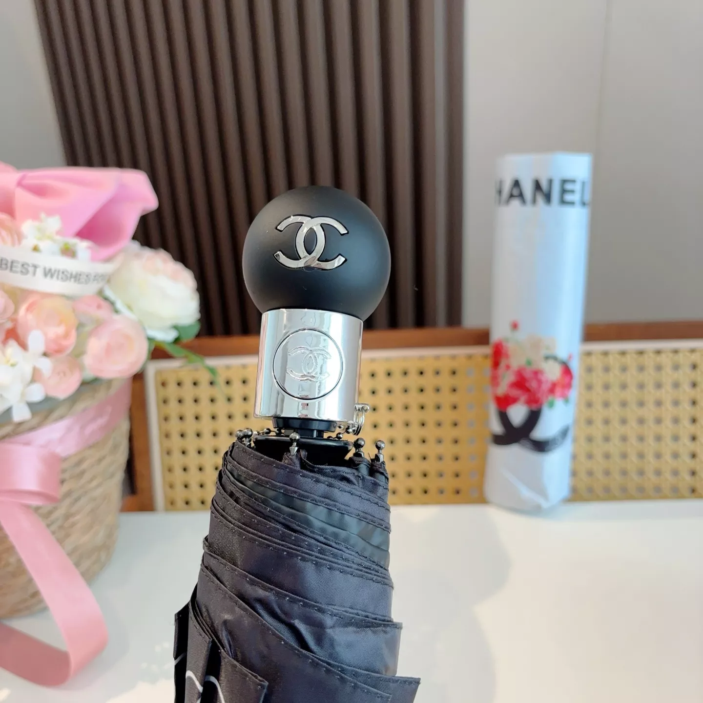 Bold 2122 Chanel Umbrellas