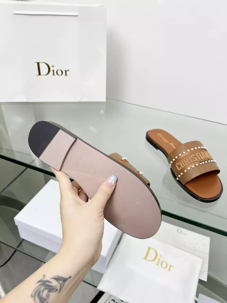 Bold 2135 Christian Dior Slippers For Women