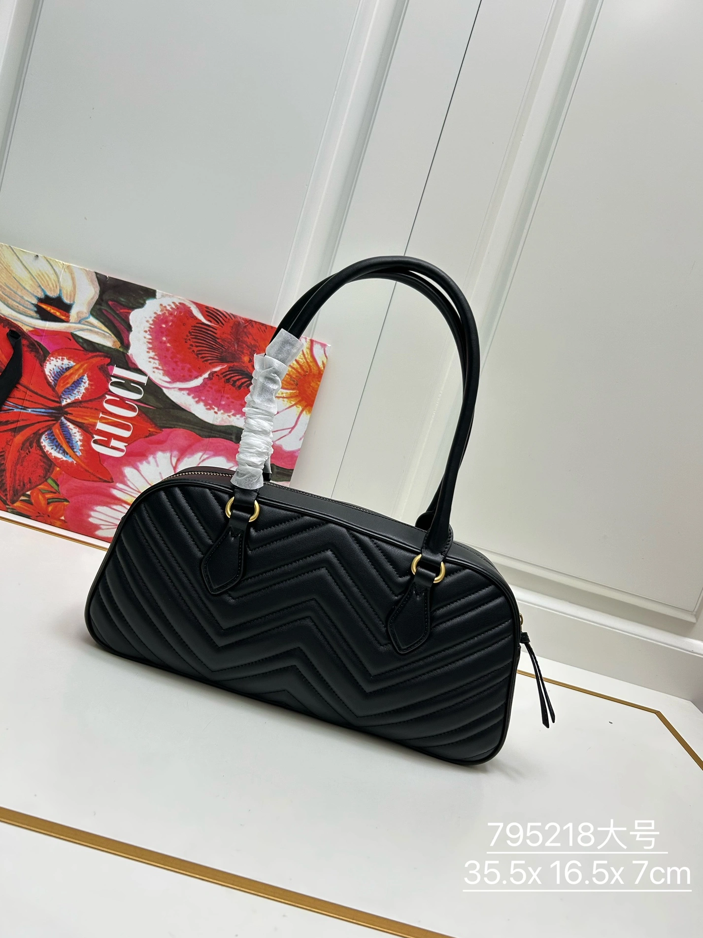 Bold 2139 Gucci AAA Quality Handbags For Women