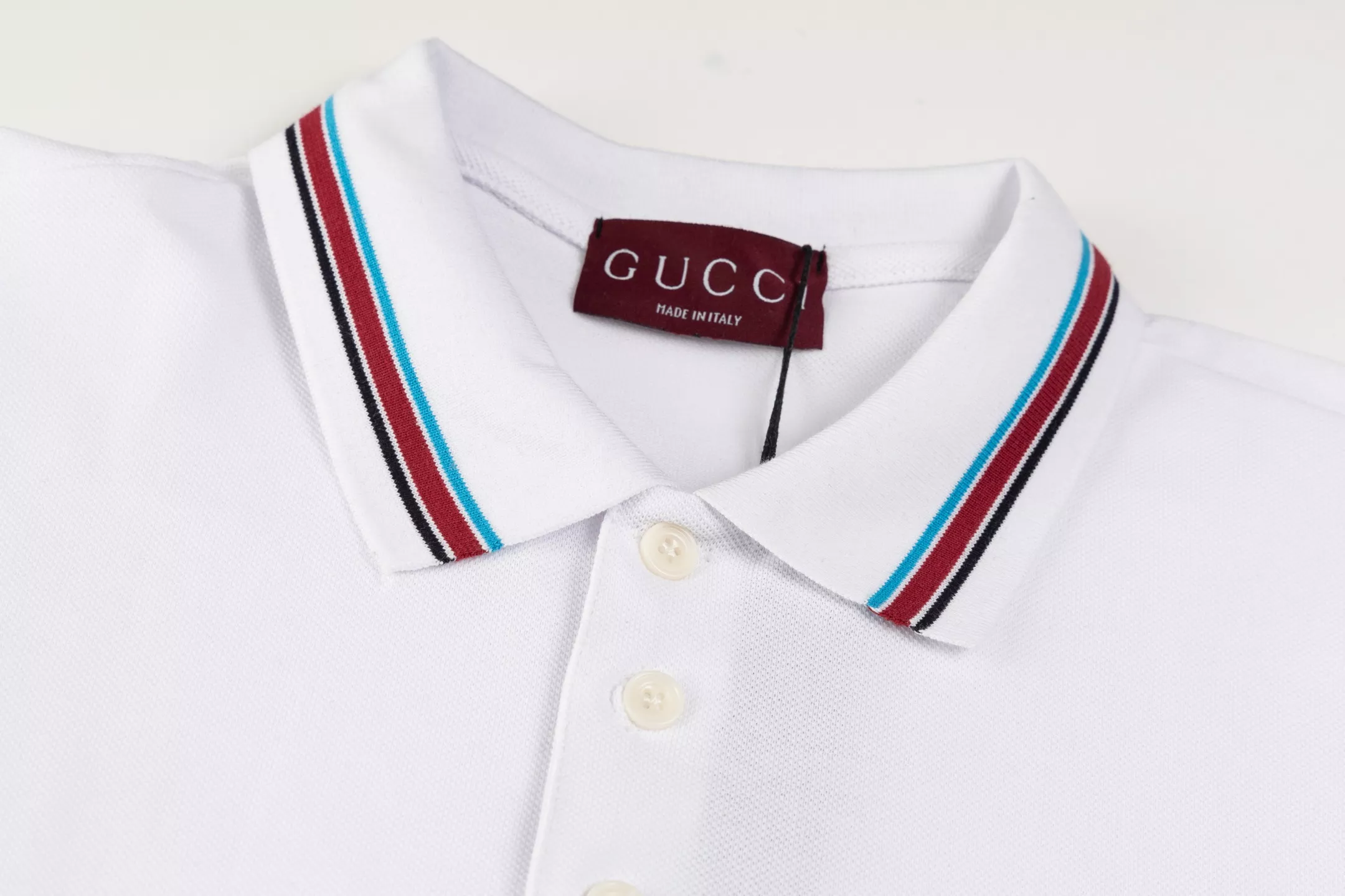 Bold 2320 Gucci T-Shirts Short Sleeved For Men