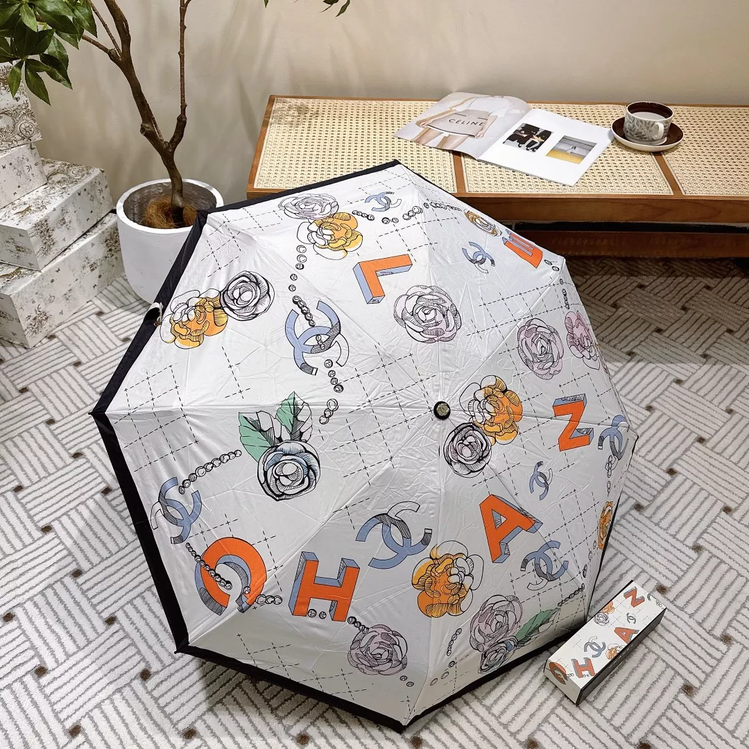 Bold 2426 Chanel Umbrellas