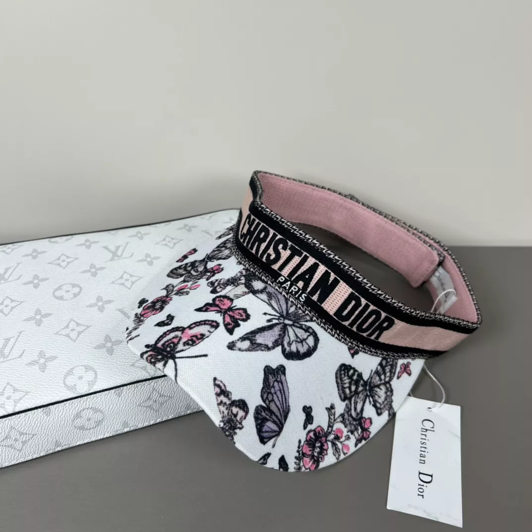Bold 2493 Christian Dior Caps