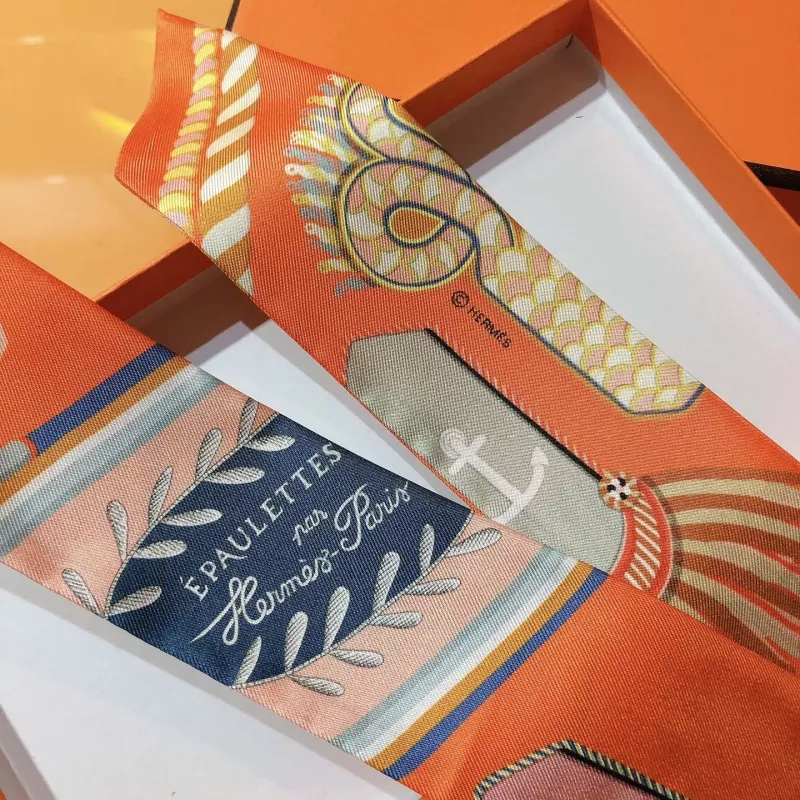 Bold 2621 Hermes Silk Scarf