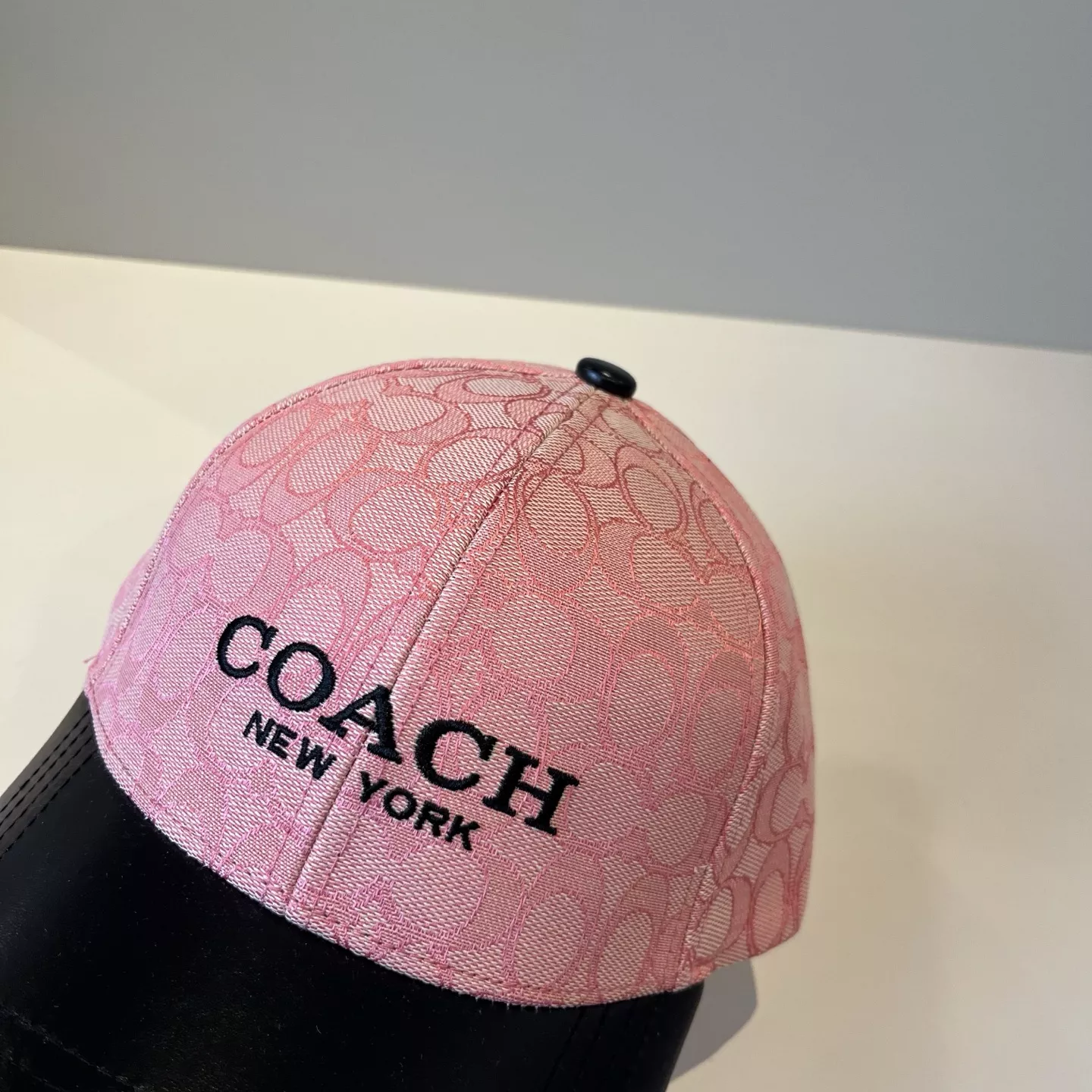 Bold 268 Coach Caps