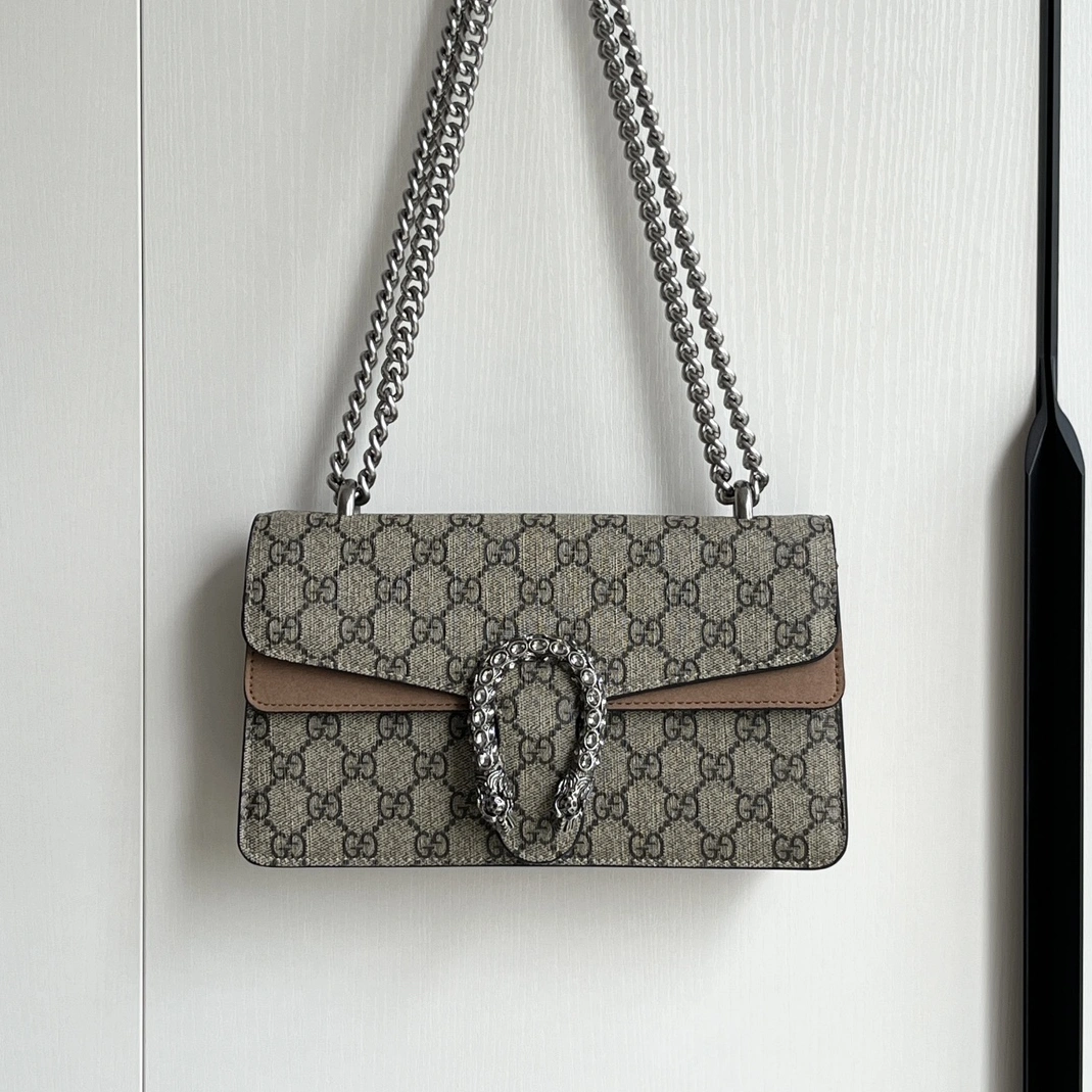 Bold 272 Gucci AAA Quality Messenger Bags For Women