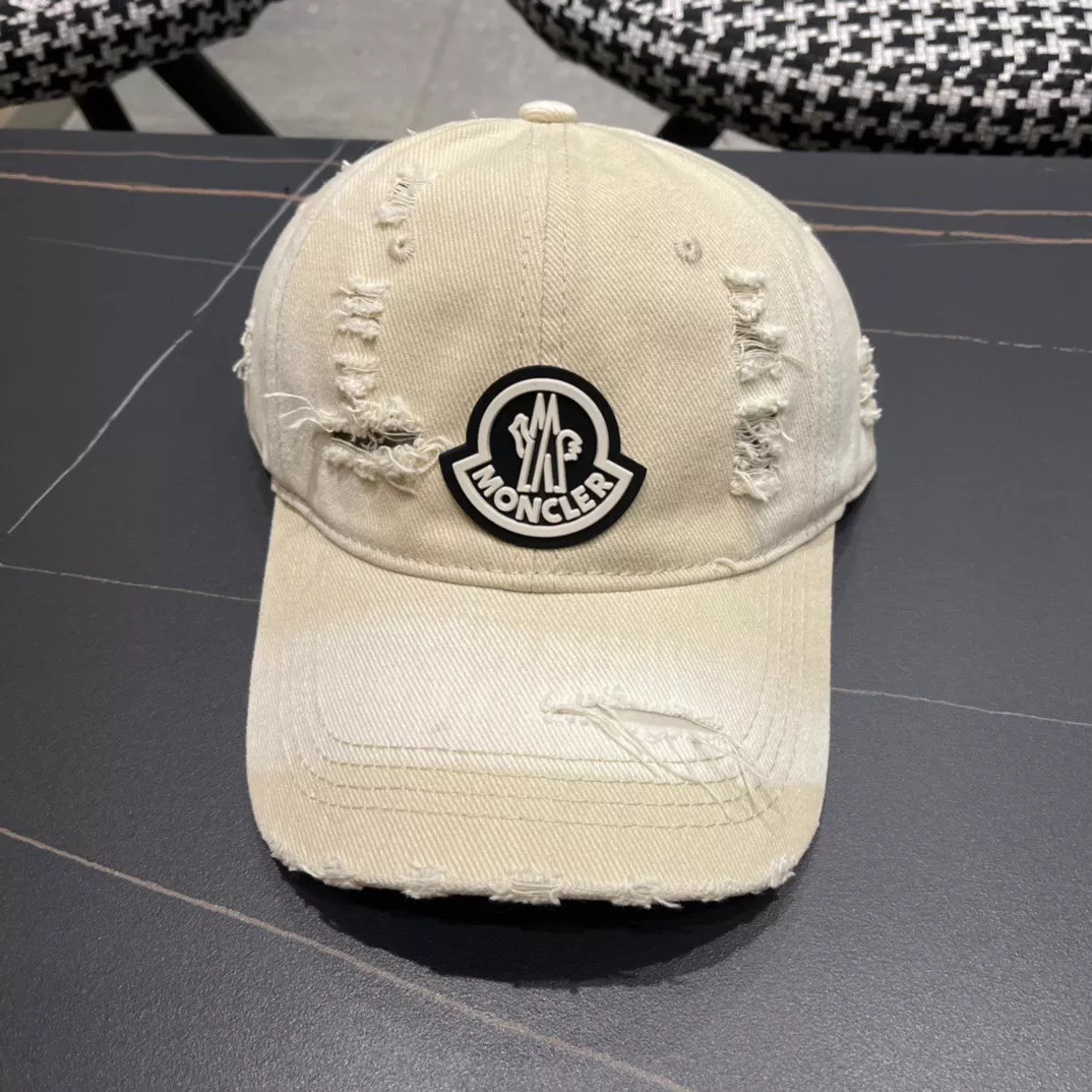Bold 3030 Moncler Caps