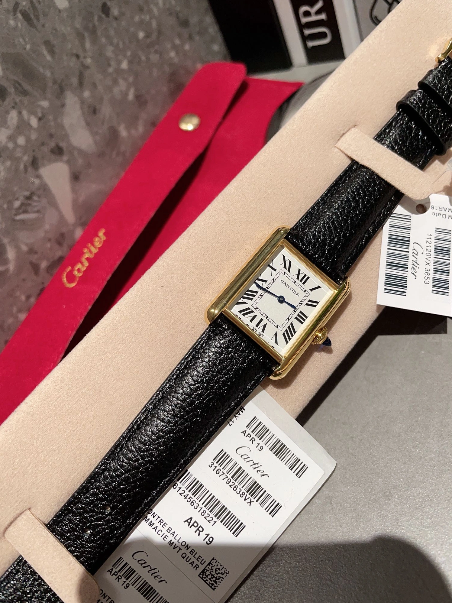 Bold 329 Cartier AAA Quality Watches In Gold