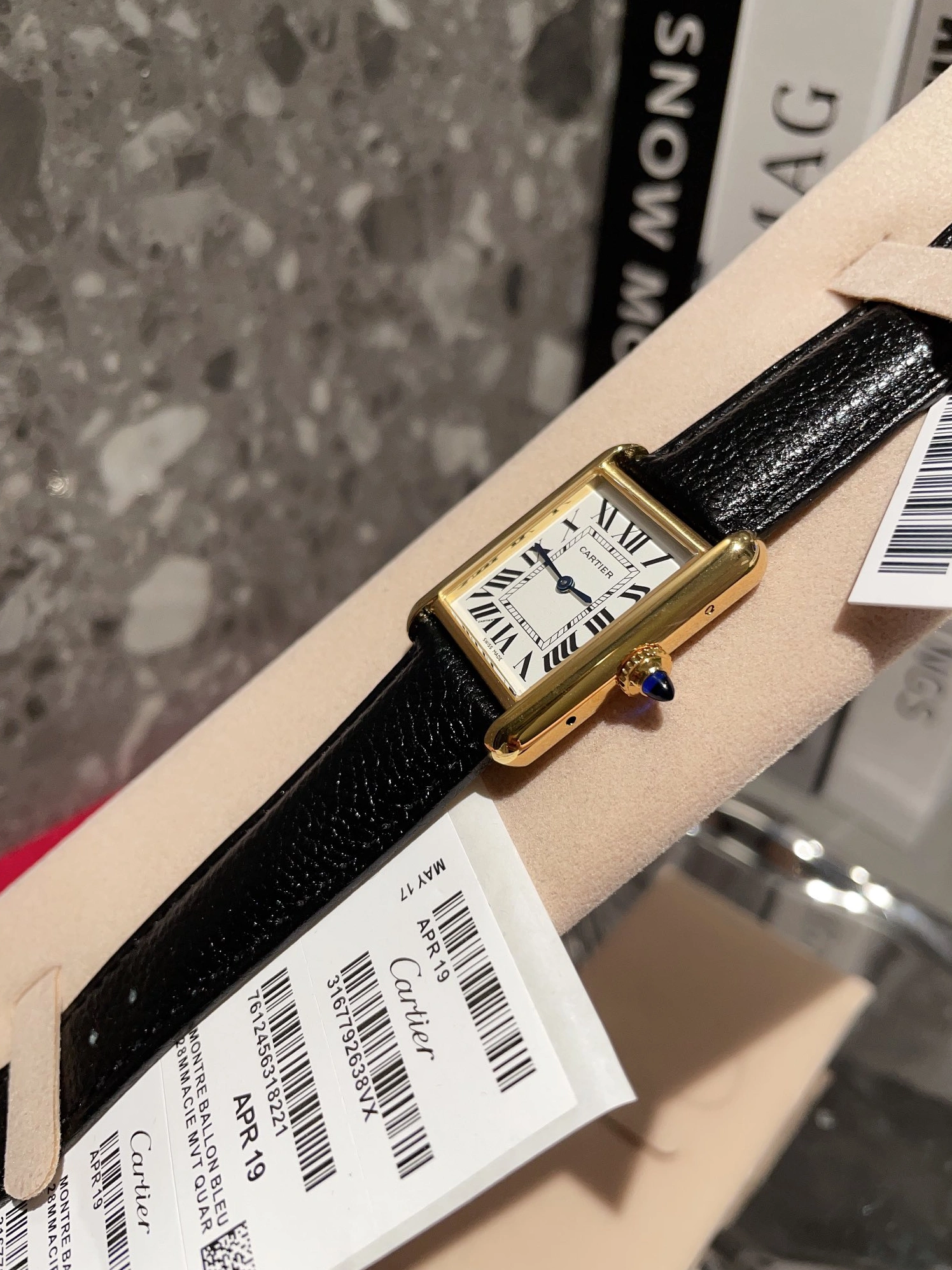 Bold 329 Cartier AAA Quality Watches In Gold