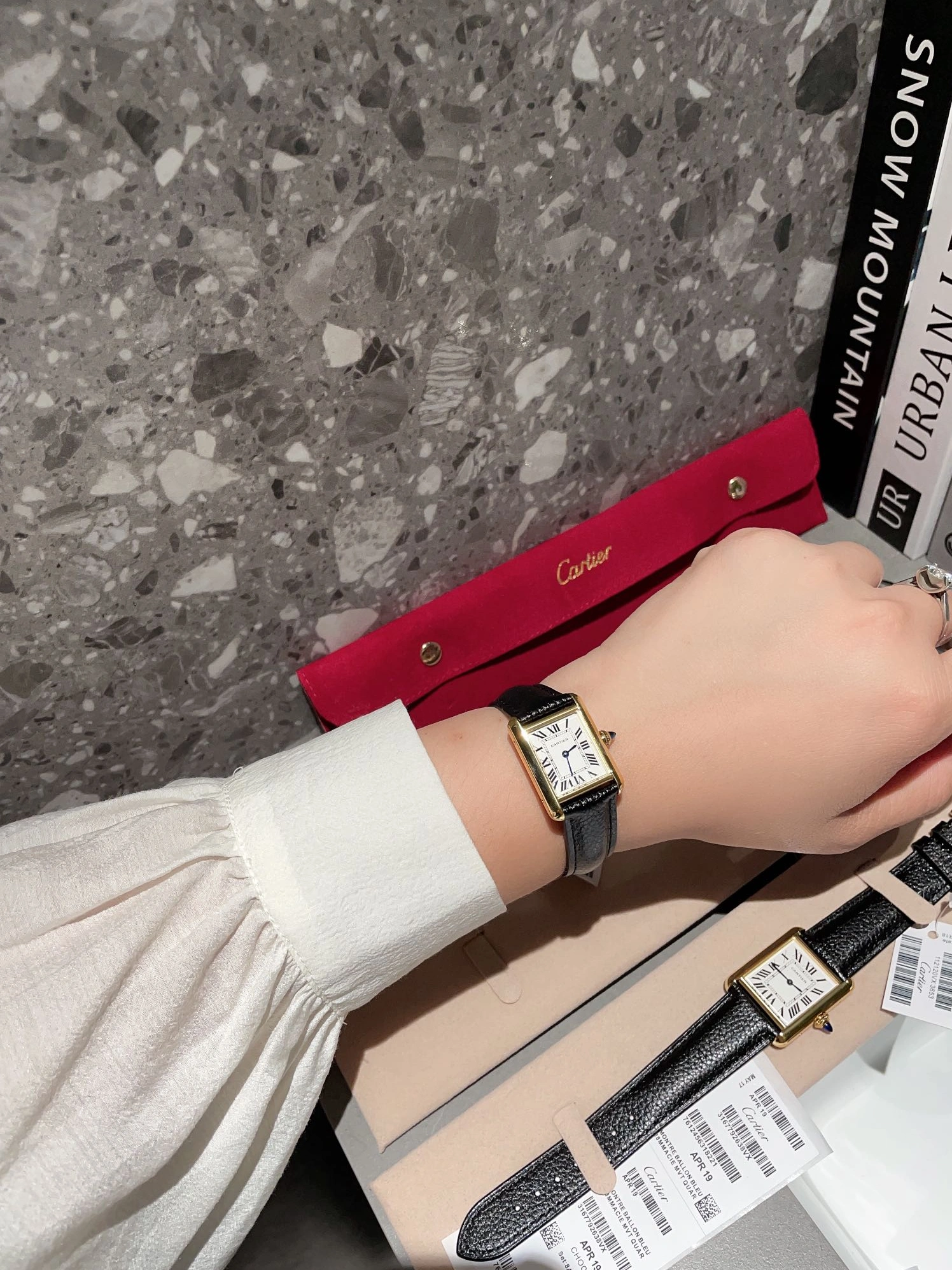 Bold 329 Cartier AAA Quality Watches In Gold