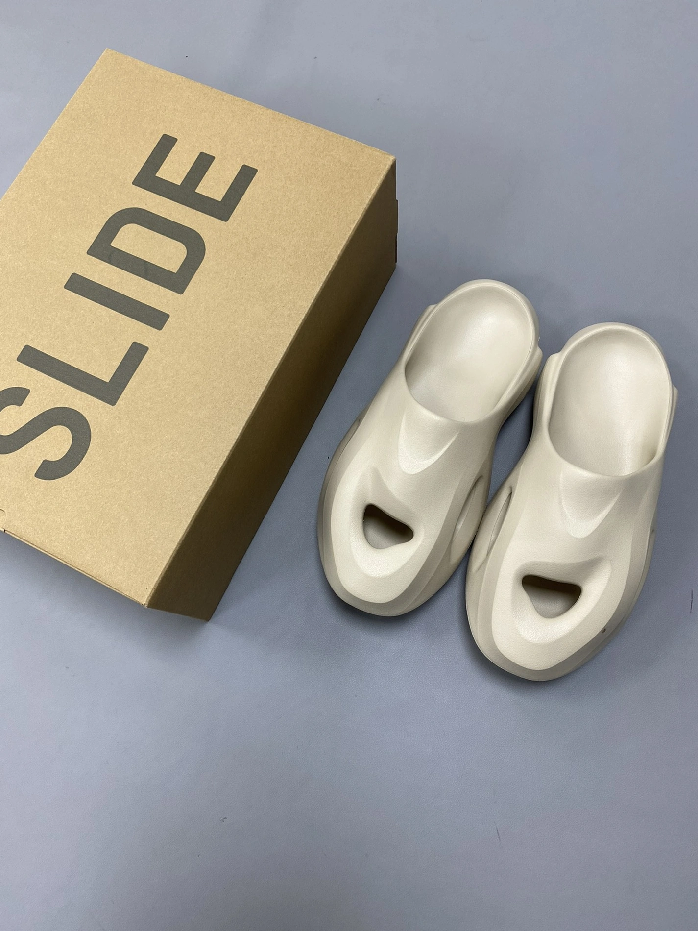 Bold 3320 Adidas Yeezy Slippers For Women