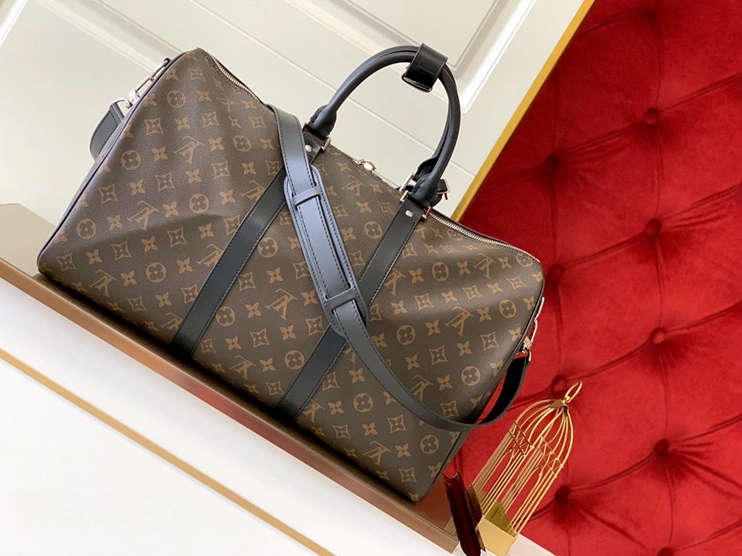 Bold 3411 Louis Vuitton Travel Bags