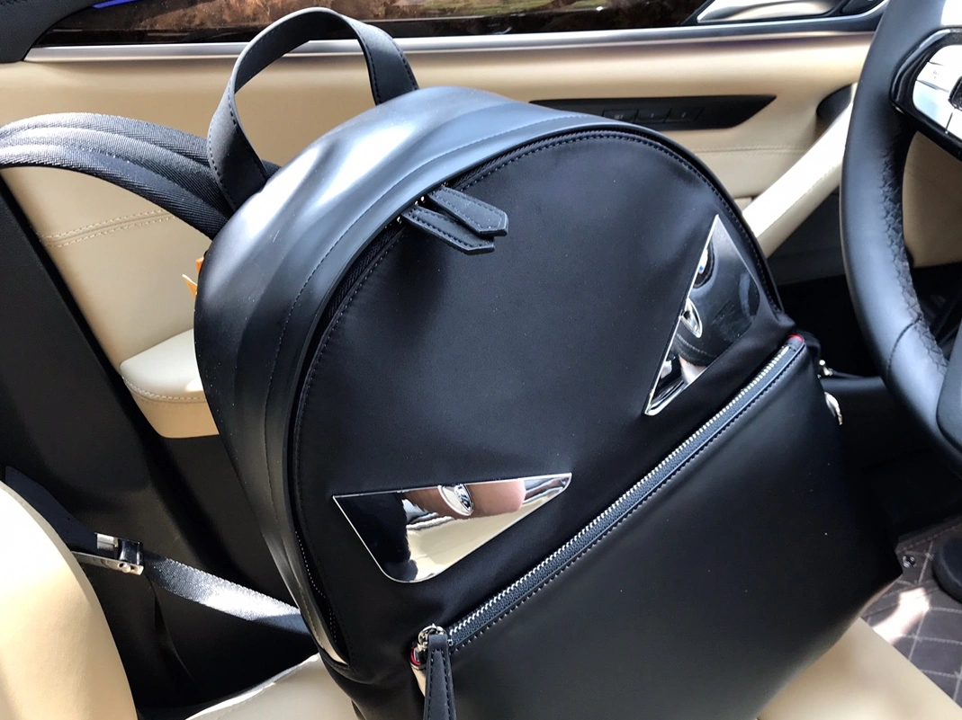 Bold 3673 Fendi AAA Man Backpacks