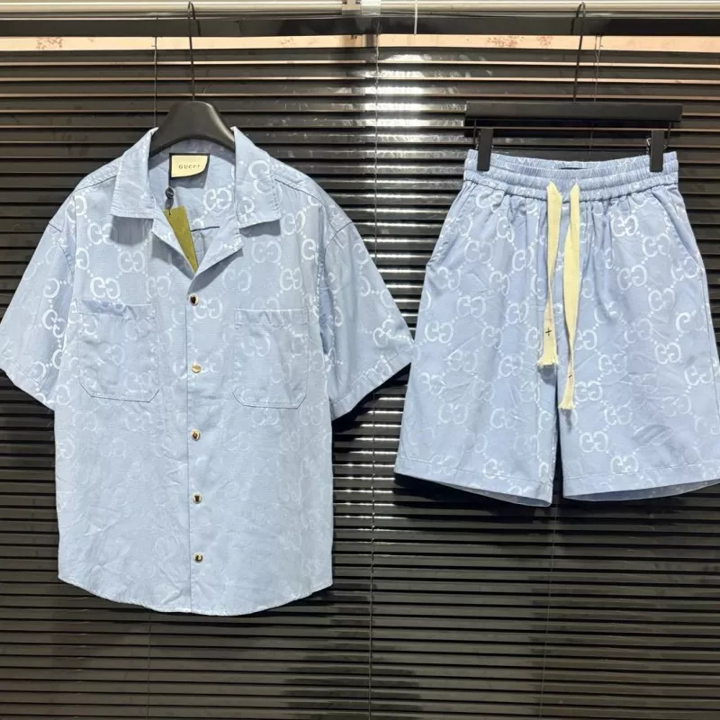 Bold 3716 Gucci Tracksuits Short Sleeved For Unisex