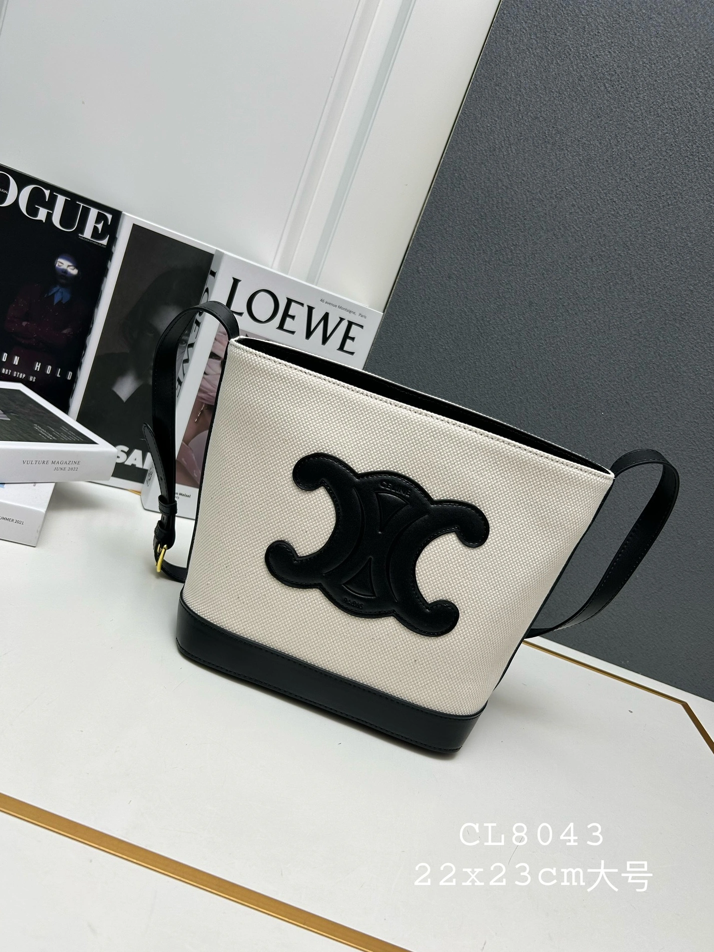 Bold 409 Celine AAA Quality Messenger Bags For Women