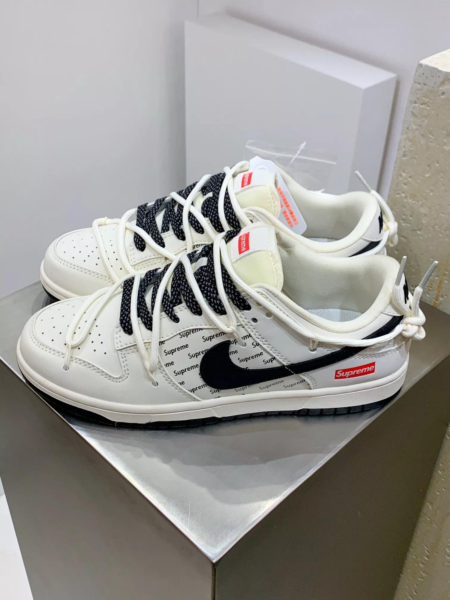 Bold 4335 Nike SB Dunk-Low For Men