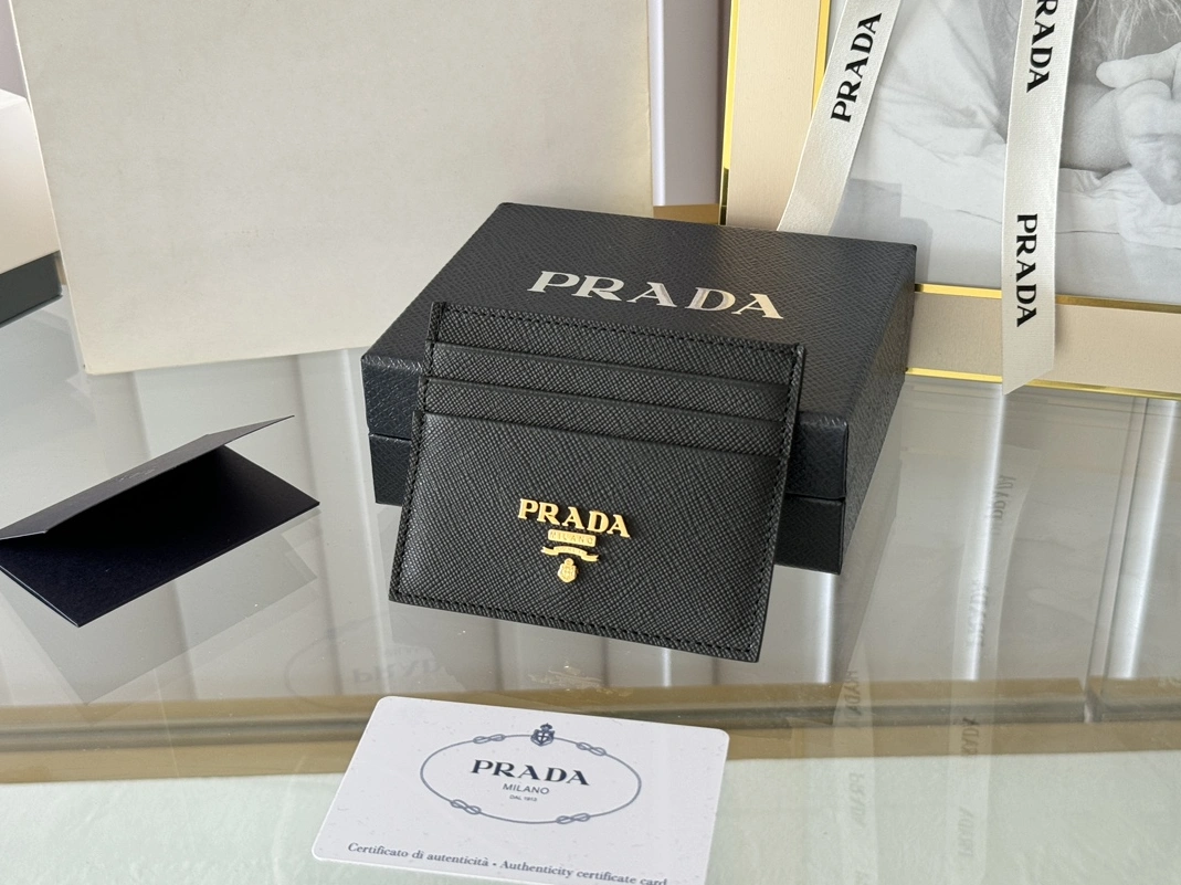 Bold 4588 Prada Card Case For Women