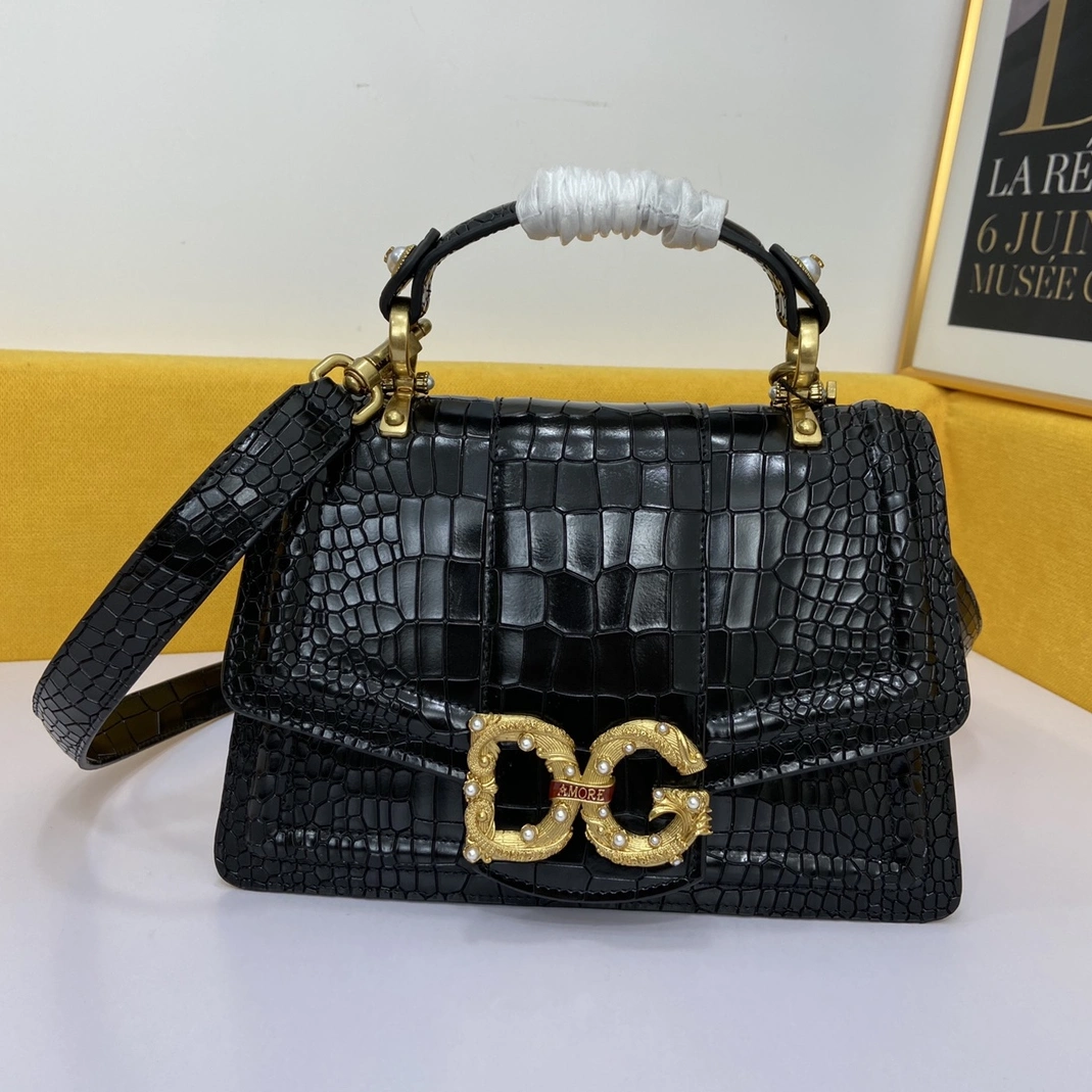 Bold 4697 Dolce & Gabbana D&G AAA Quality Messenger Bags For Women