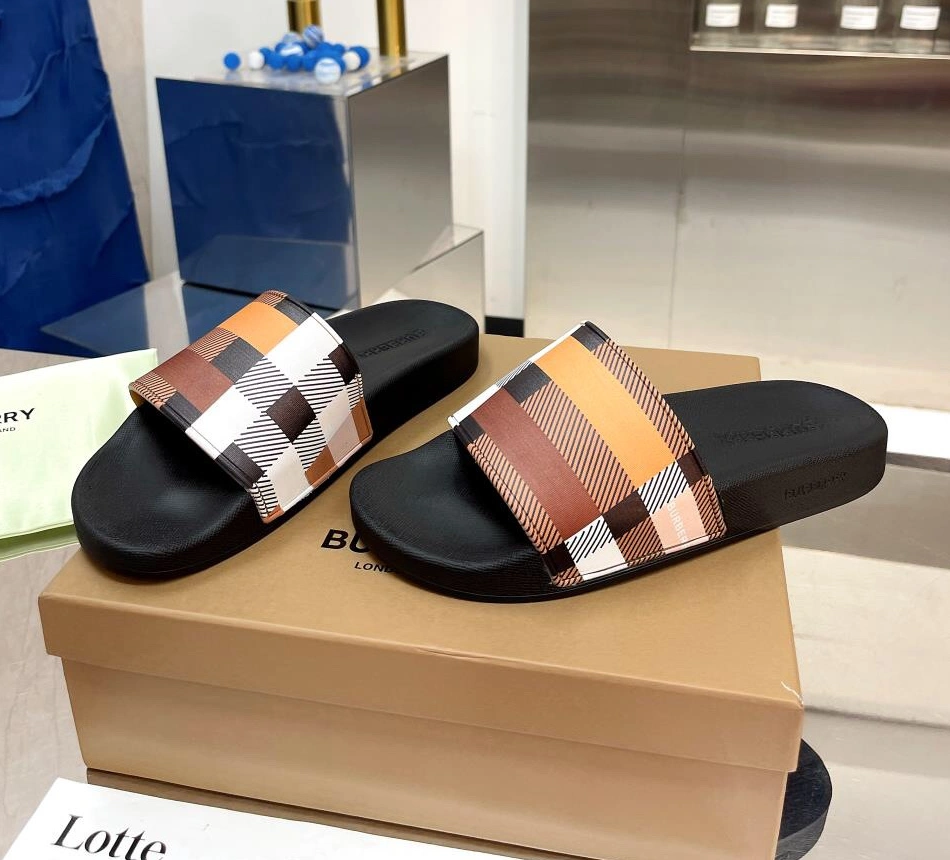 Bold 4749 Burberry Slippers For Women