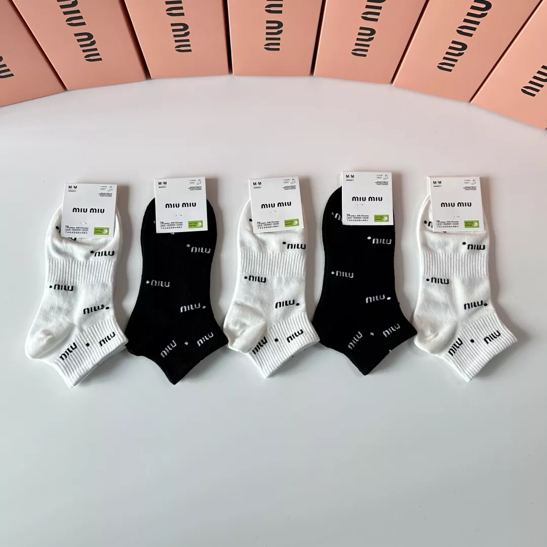 Bold 4792 MIU MIU Socks