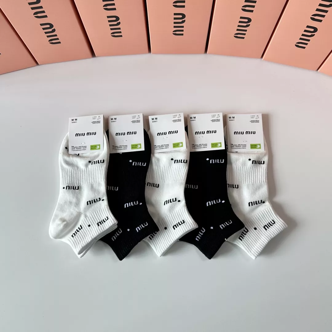 Bold 4792 MIU MIU Socks