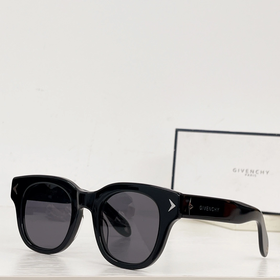 Bold 484 Givenchy AAA Quality Sunglasses