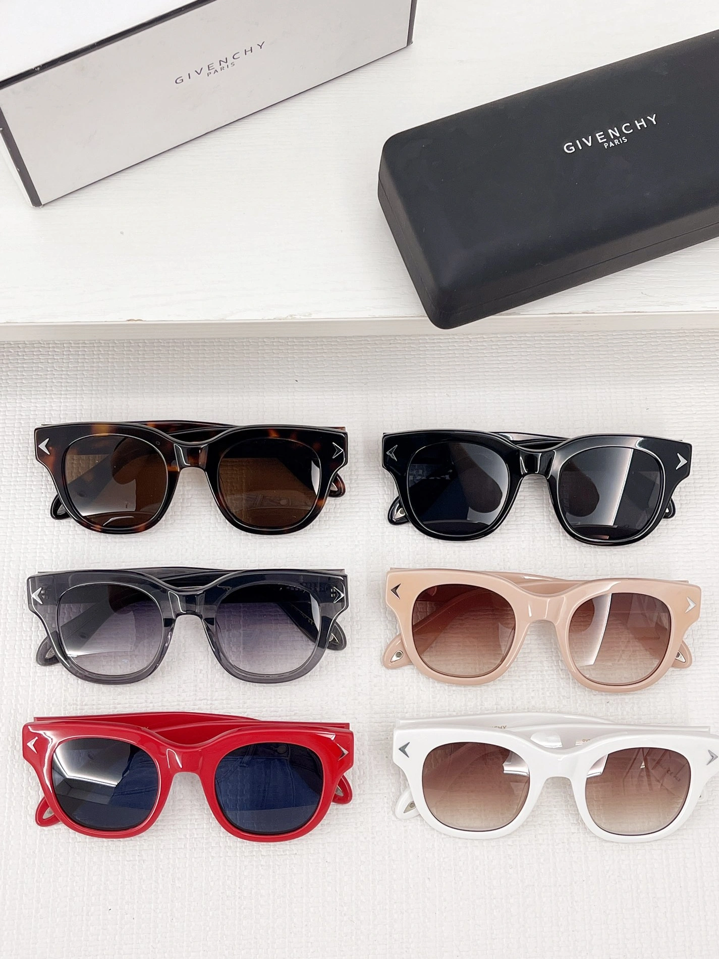 Bold 484 Givenchy AAA Quality Sunglasses
