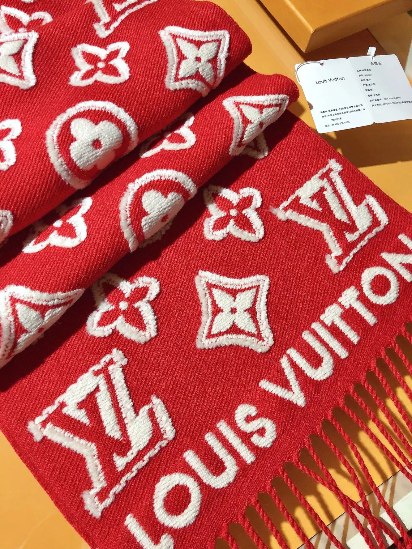 Bold 4947 Louis Vuitton Scarf For Women