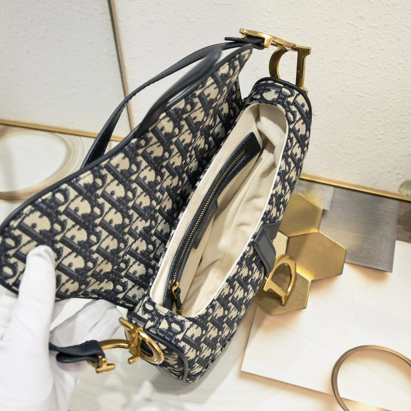 Bold 4977 Christian Dior AAA Quality Messenger Bags For Women