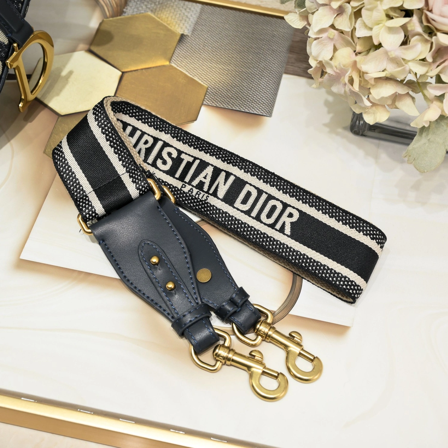 Bold 4977 Christian Dior AAA Quality Messenger Bags For Women