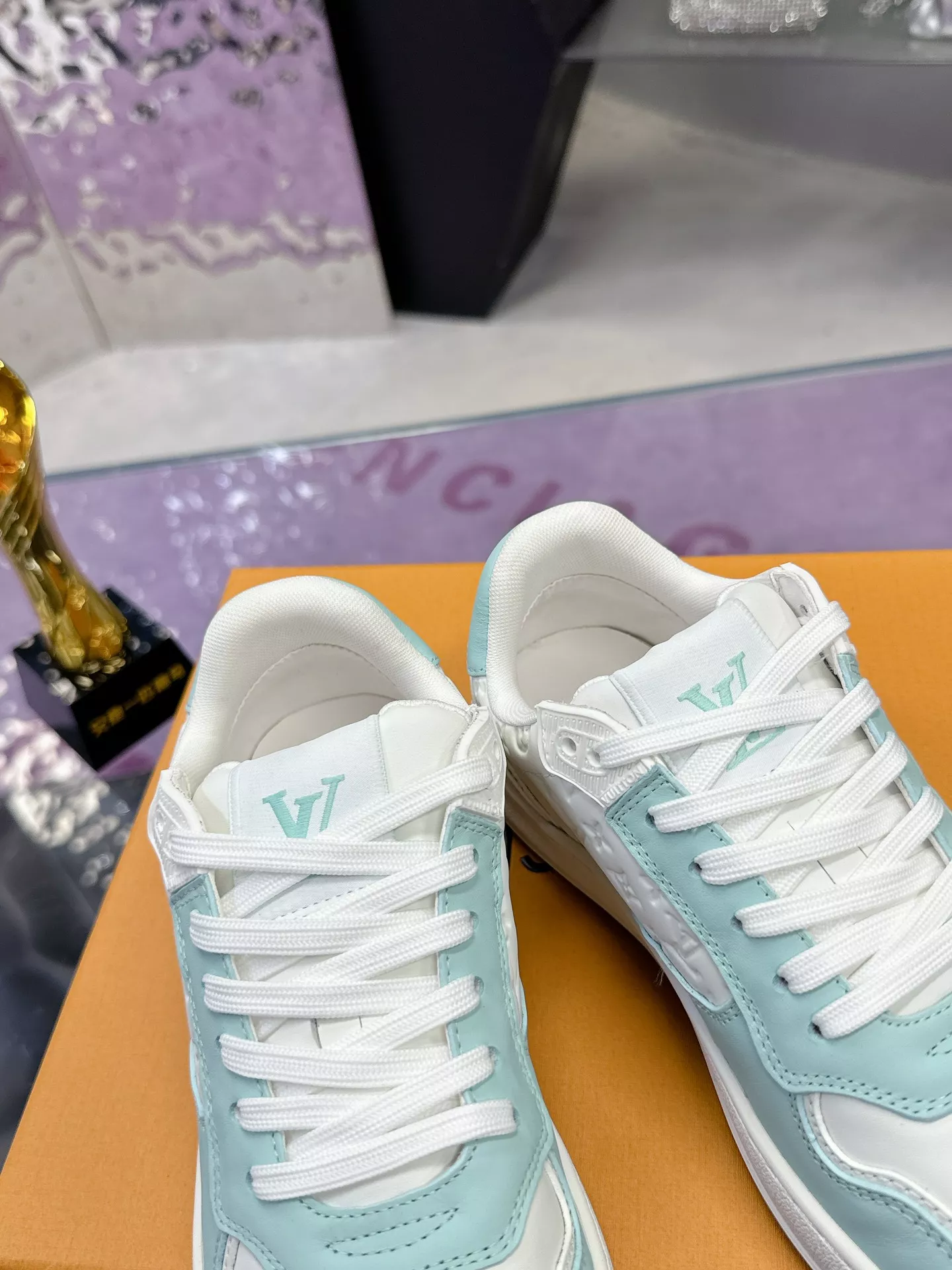 Bold 4991 Louis Vuitton Casual Shoes For Women