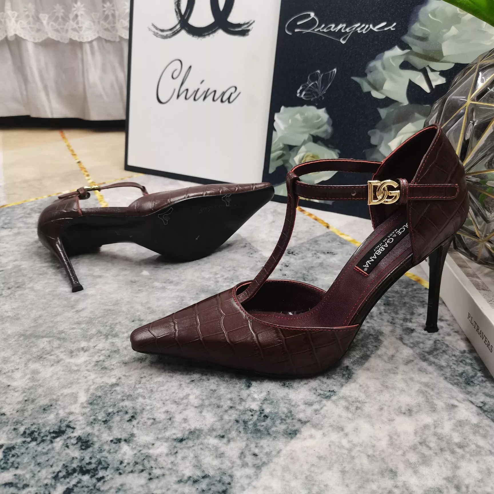 Bold 5022 Dolce & Gabbana D&G Sandal For Women
