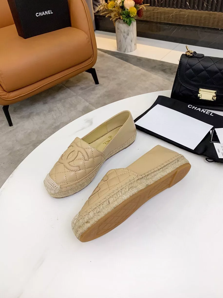 Bold 516 Chanel Flat Shoes For Women
