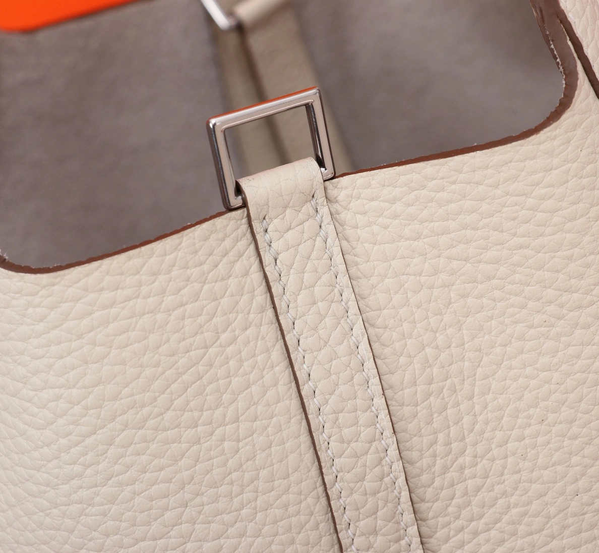 Bold 5344 Hermes AAA Quality Handbags For Women