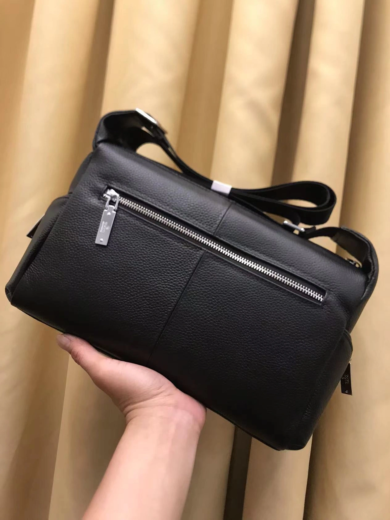 Bold 5355 Gucci AAA Man Messenger Bags