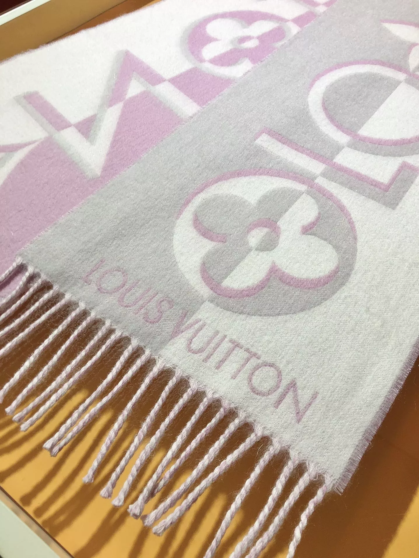 Bold 5699 Louis Vuitton Scarf For Women