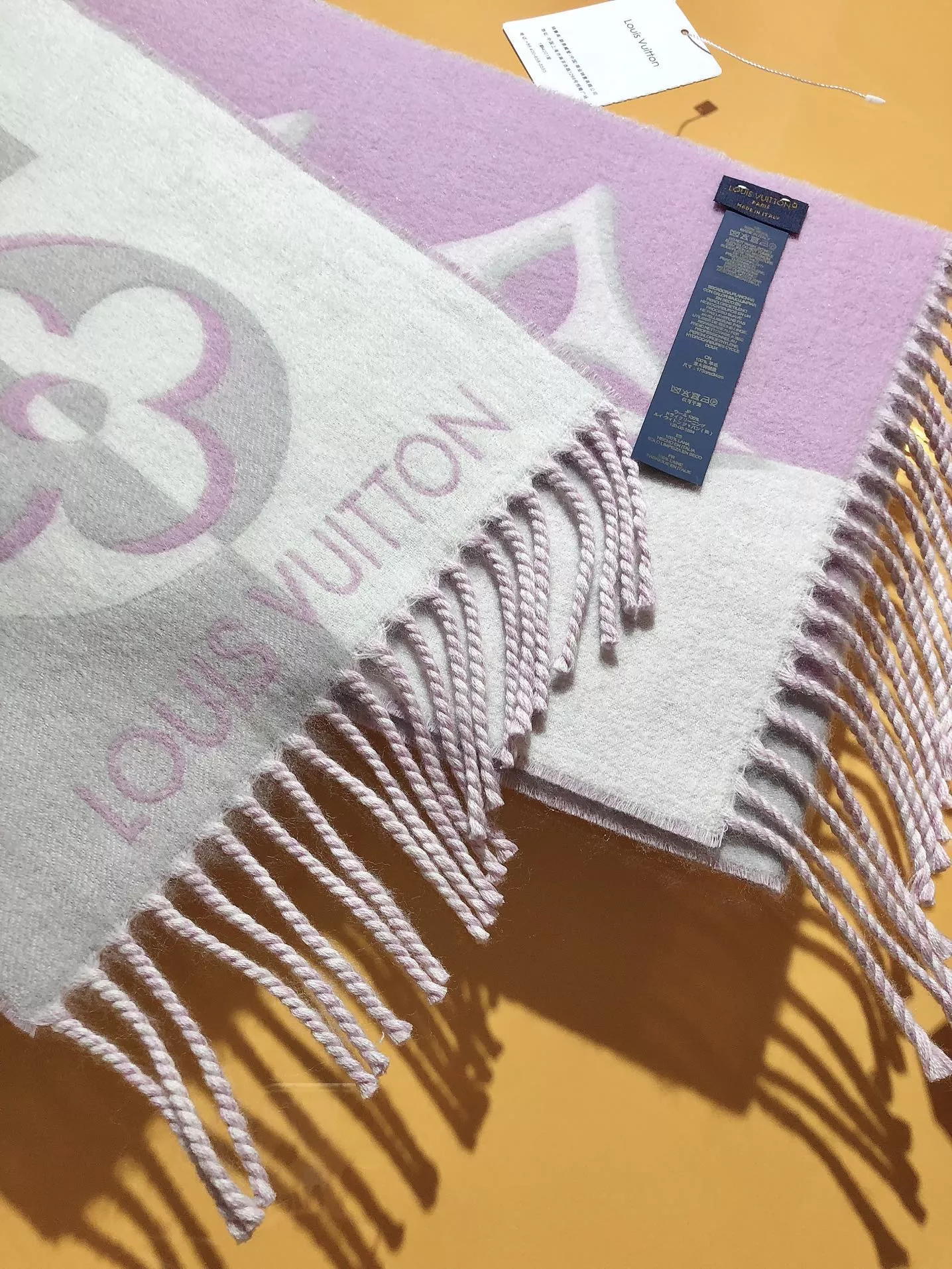 Bold 5699 Louis Vuitton Scarf For Women