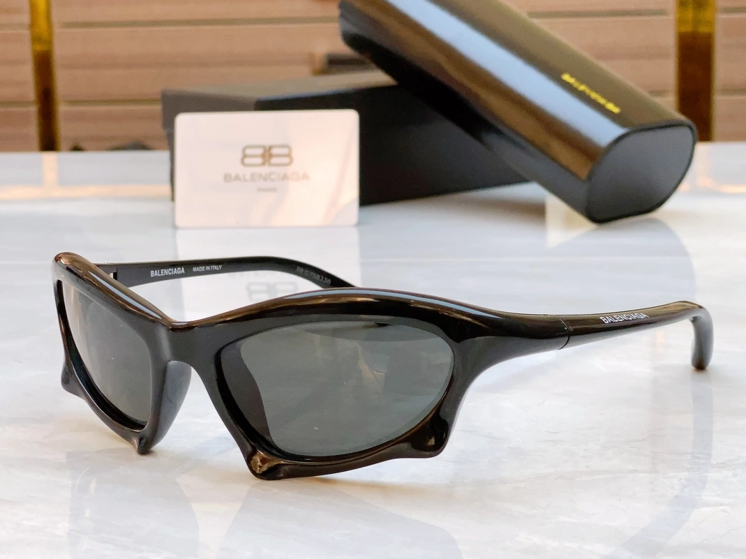 Bold 5865 Balenciaga AAA Quality Sunglasses