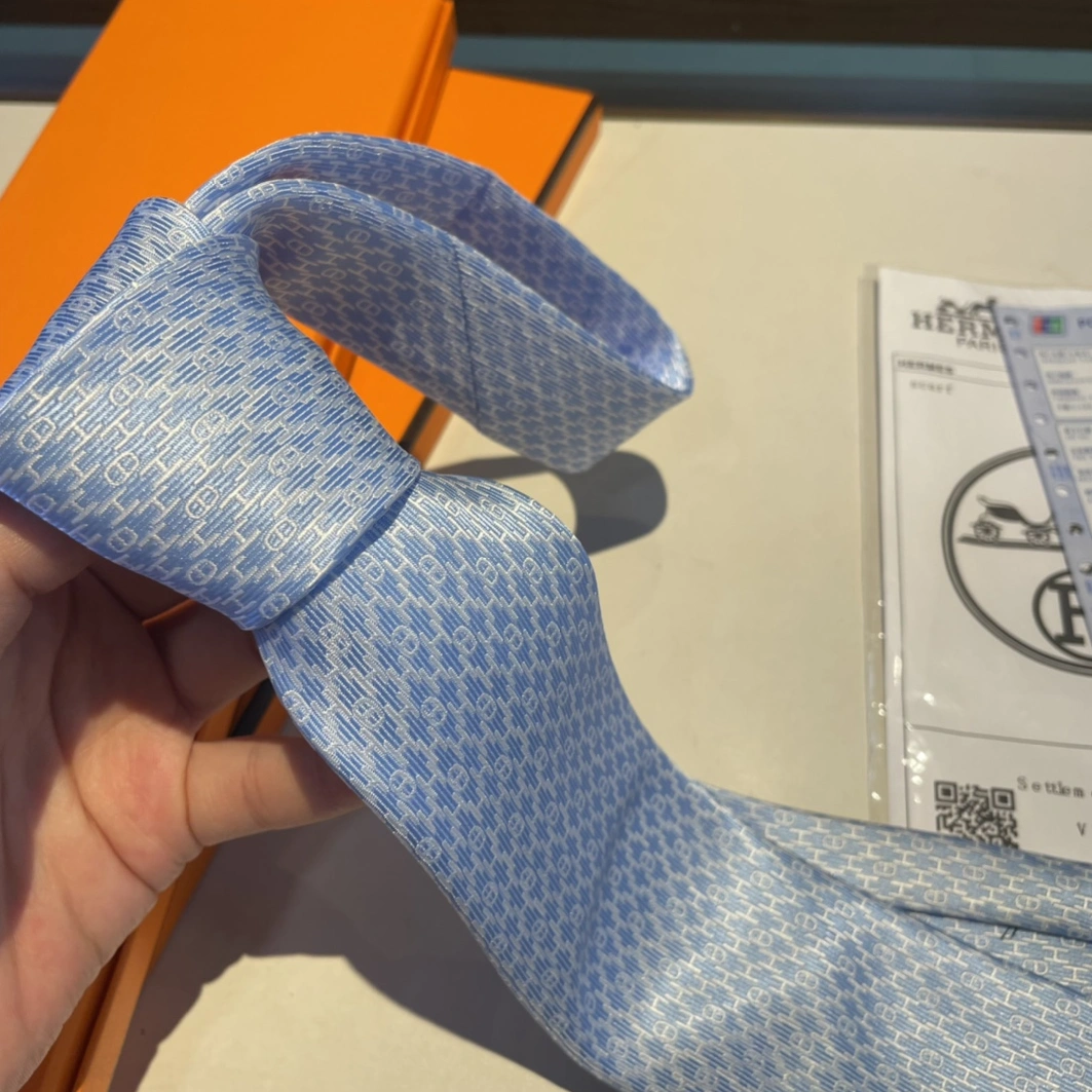 Bold 5907 Hermes Necktie For Men