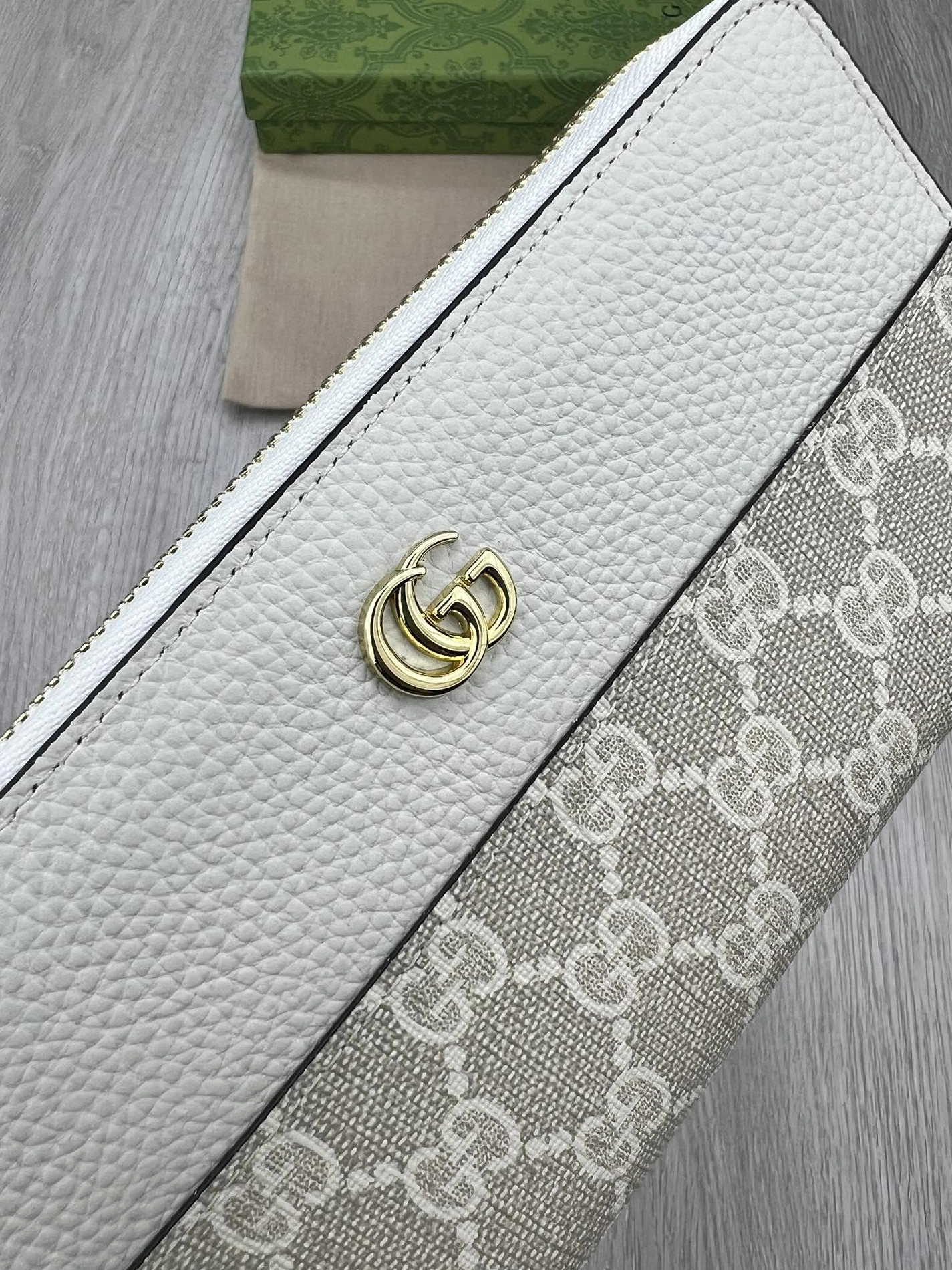 Bold 5944 Gucci Wallets For Women