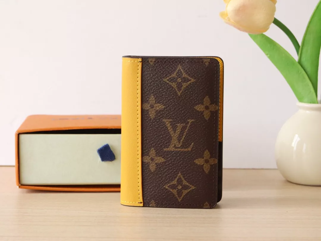 Bold 5974 Louis Vuitton LV Card Case