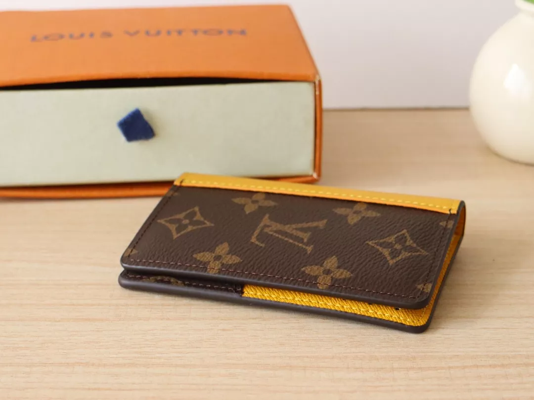 Bold 5974 Louis Vuitton LV Card Case