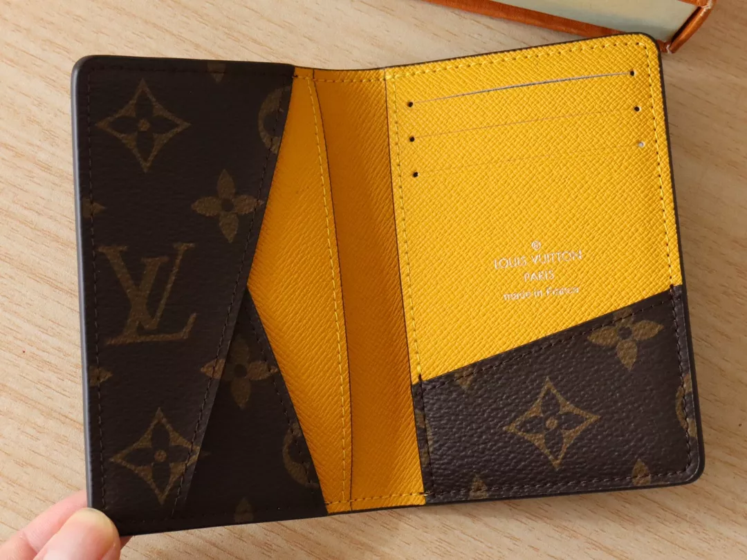 Bold 5974 Louis Vuitton LV Card Case