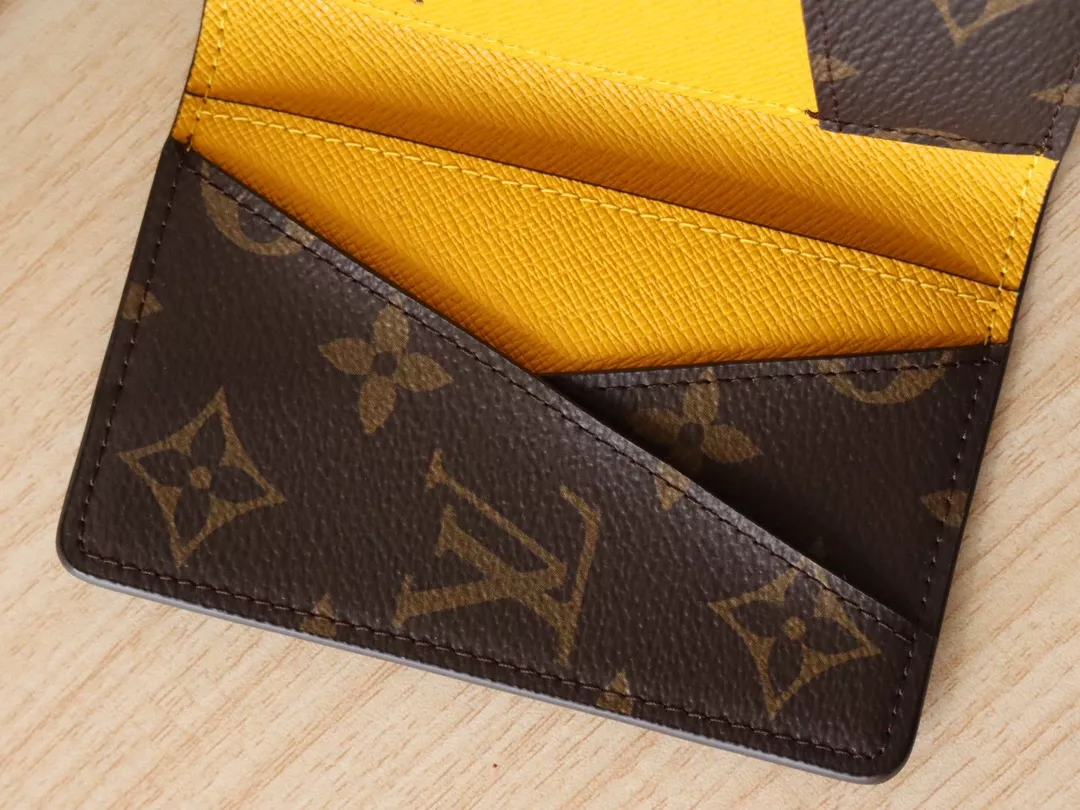 Bold 5974 Louis Vuitton LV Card Case