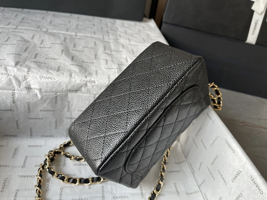 Bold 6253 Chanel AAA Quality Messenger Bags For Women